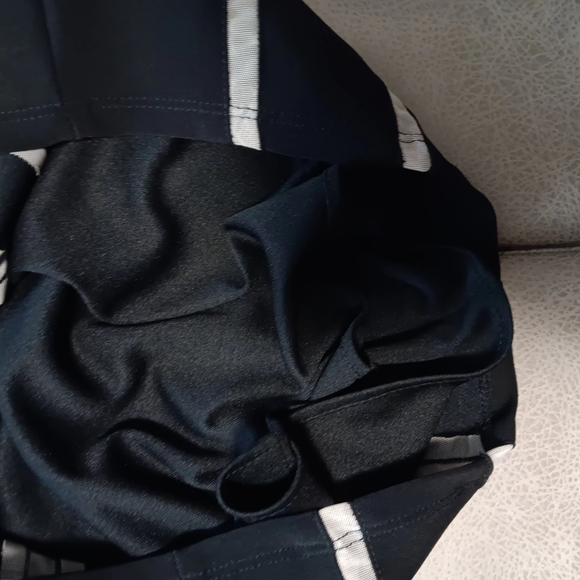 Xscape dress size 4 black pants knee length dress - Picture 4 of 6